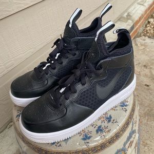 Nike Air Force 1 ultraforce mid